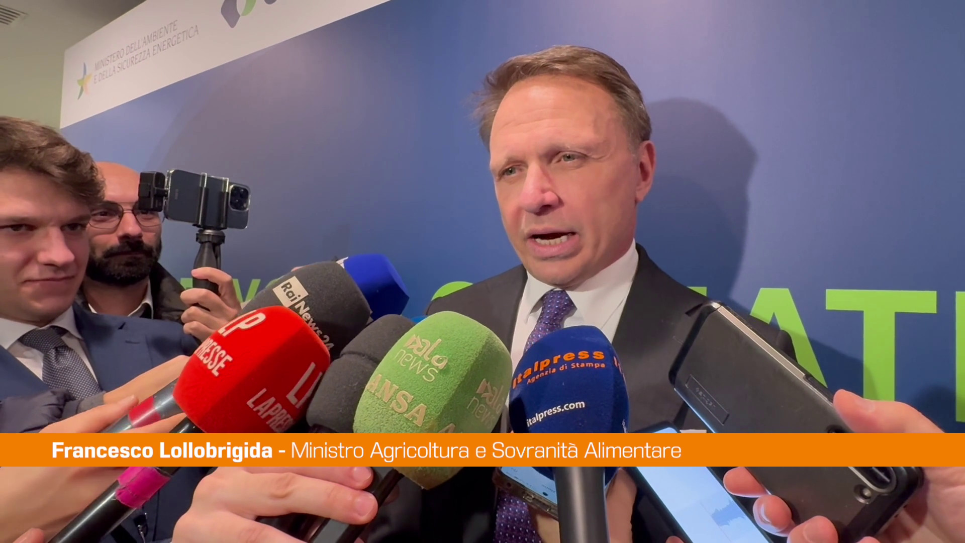 Vino, Lollobrigida "Dall'Ue cambio di passo grazie al ruolo dell'Italia"