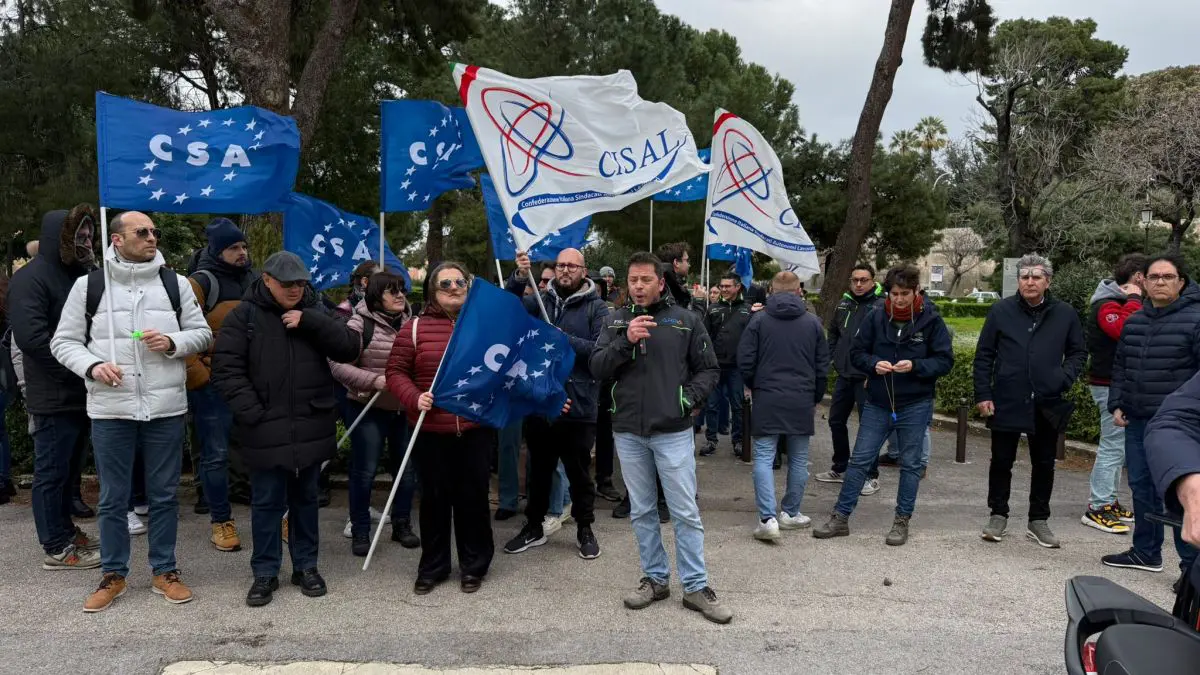 Arpa Sicilia, a Palermo sit-in del Csa-Cisal per i 95 precari: &ldquo;Servono risposte immediate, la mobilitazione non si fermer&agrave;&rdquo;