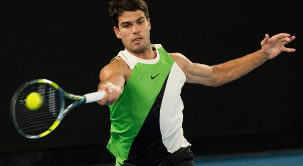 Alcaraz vince gli Australian Open, battuto Djokovic in finale