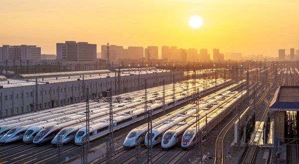 Cina, al via l’esodo del Capodanno lunare 2026