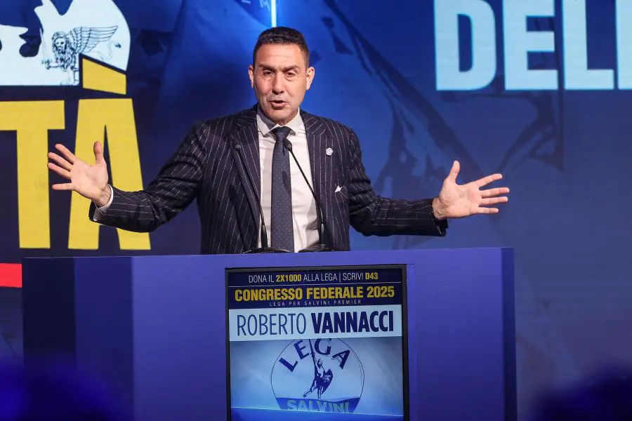 Vannacci lascia la Lega, &ldquo;Proseguo da solo, inseguo un sogno e vado lontano&rdquo;