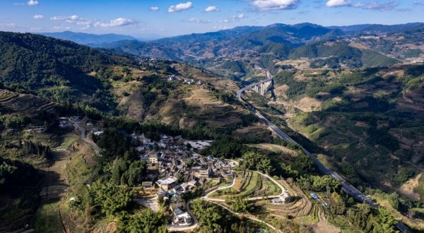 Cina, pubblicato il piano di rilancio per le aree rurali