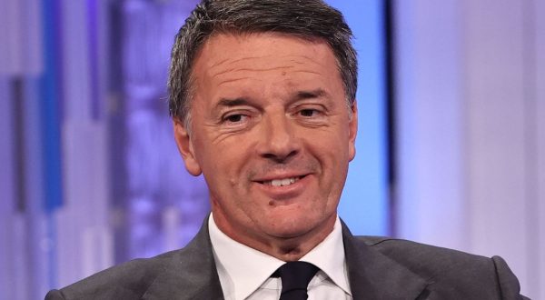 Renzi “Vannacci? Possibile effetto Farage, la coperta di Meloni è corta”