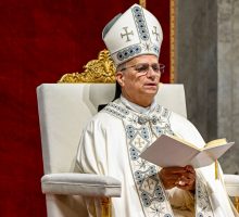 Papa &ldquo;Scongiurare la corsa agli armamenti che minaccia la pace&rdquo;