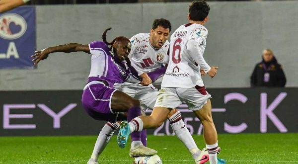 Maripan gela la Fiorentina, il Toro pareggia 2-2 in extremis