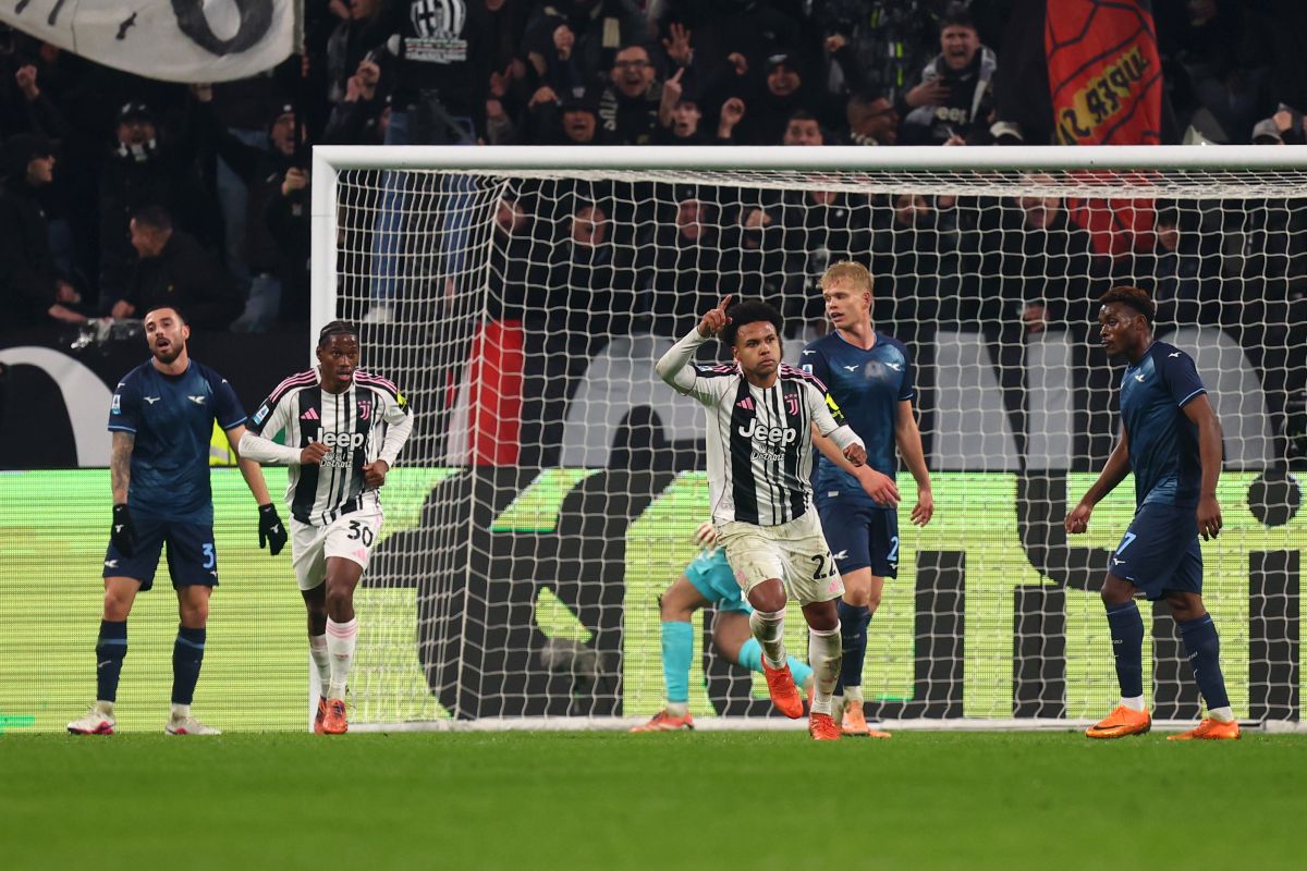 Kalulu salva la Juve e beffa la Lazio al 96&deg;, a Torino finisce 2-2