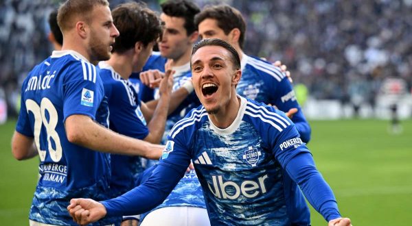 La Juve cade anche in campionato, festa Como allo Stadium