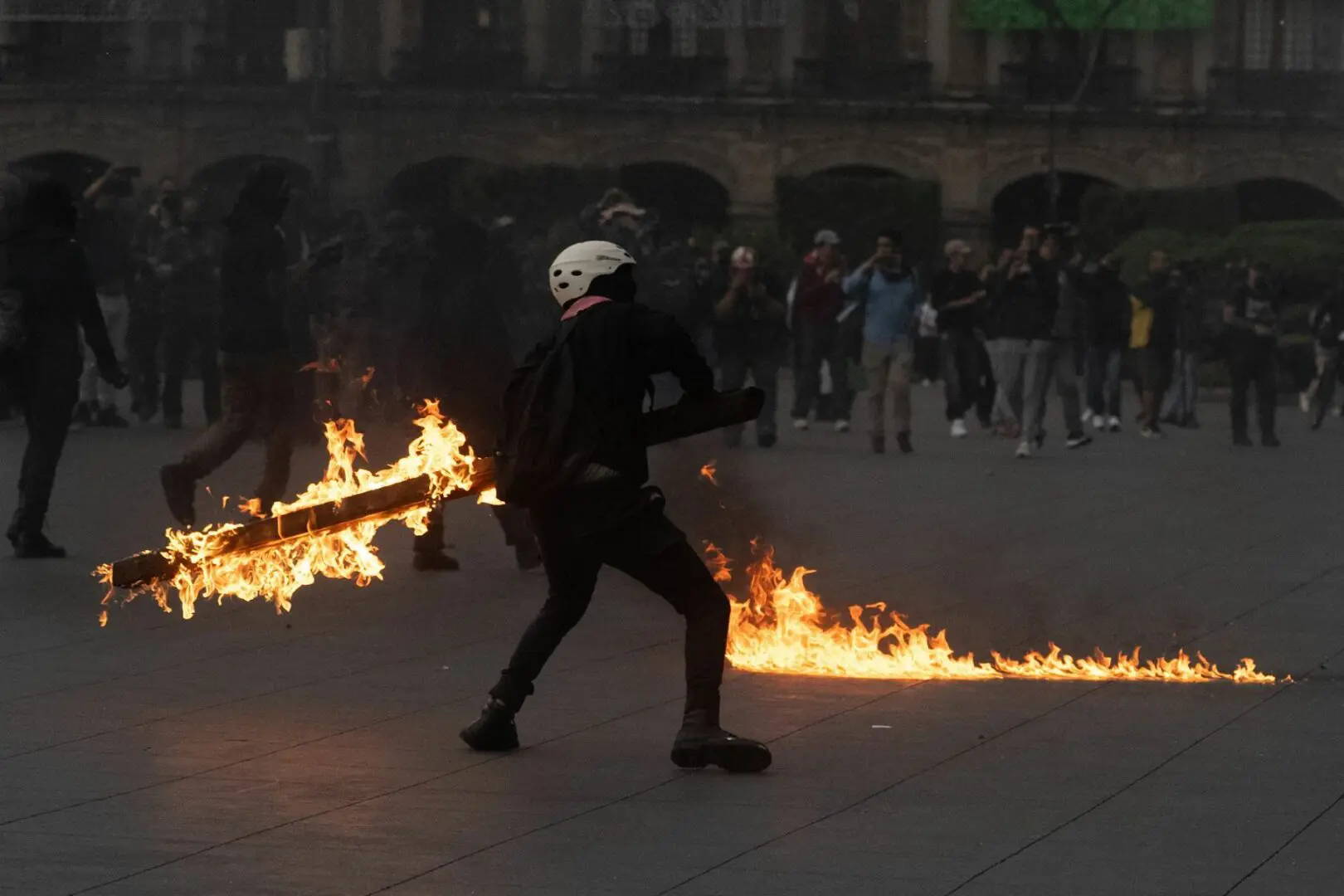 Ucciso in Messico capo del cartello dei narcos, scontri con polizia