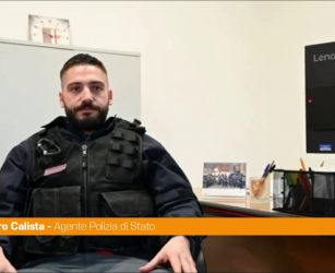 Il racconto di uno degli agenti feriti "Un mio collega mi ha salvato la vita"