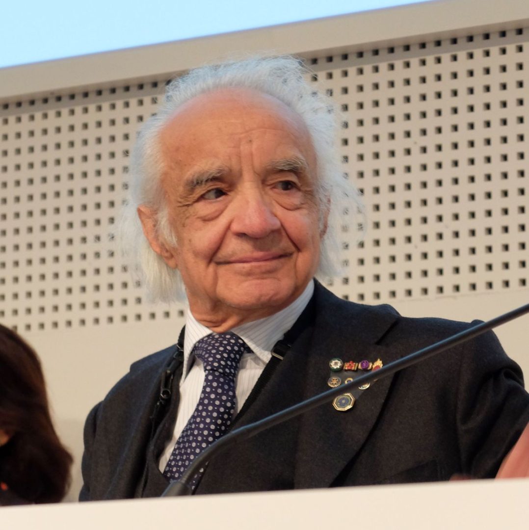 L&rsquo;ultimo saluto ad Antonino Zichichi, anche il presidente Mattarella ai funerali