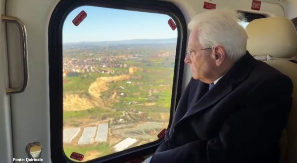 Mattarella a Niscemi sorvola area interessata dalla frana