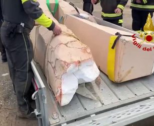 Recuperata a Niscemi la croce caduta nella frana