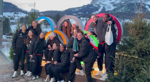 Volley, le ragazze di Conegliano in visita a Casa Italia a Cortina