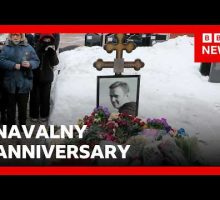 Calls for &lsquo;justice&rsquo; on Alexei Navalny death anniversary | BBC News