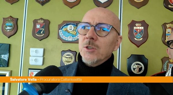 Usura e incendi, Vella “Una parrucchiera a capo di una banda a Gela”