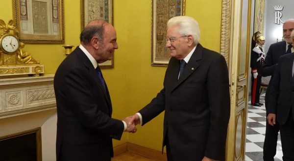 Mattarella riceve Bruno Vespa e la sua redazione per 30 anni di “Porta a Porta”