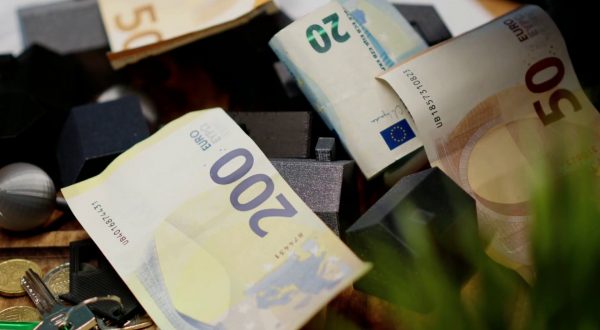 Da 11 mesi prestiti bancari in crescita