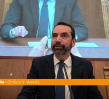 Messina, si dimette il sindaco Basile "Citt&agrave; non merita di vivere sotto scacco"