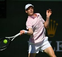 Sinner batte Medvedev e vince per la prima volta a Indian Wells
