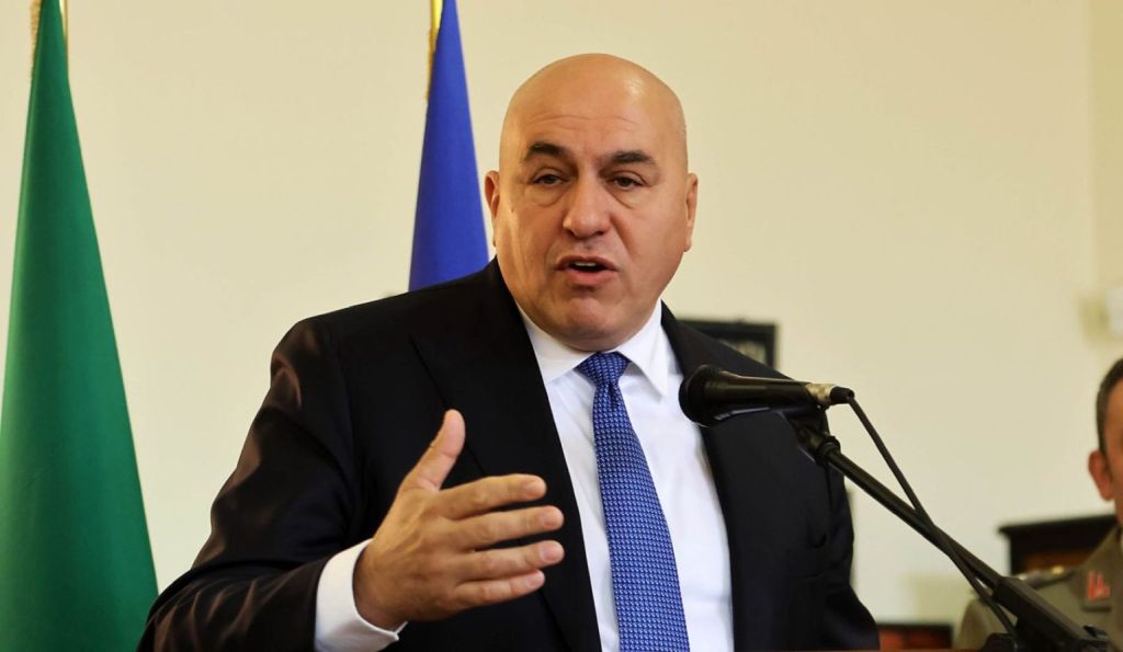 Crosetto &ldquo;Rischio terrorismo, centinaia le cellule dormienti iraniane nel mondo&rdquo;