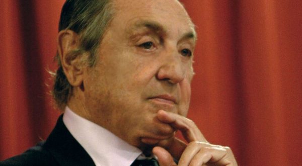 “Orizzonti Condivisi”, a Emmanuele F.M. Emanuele il premio “Ambasciatore di Pace”