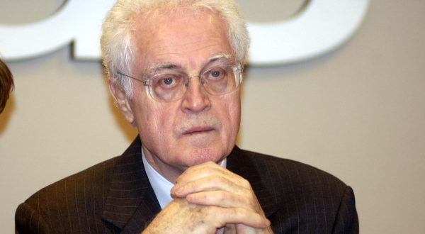 E’ morto l’ex premier francese Lionel Jospin