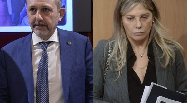 Ministero della Giustizia, si dimettono Delmastro e Bartolozzi