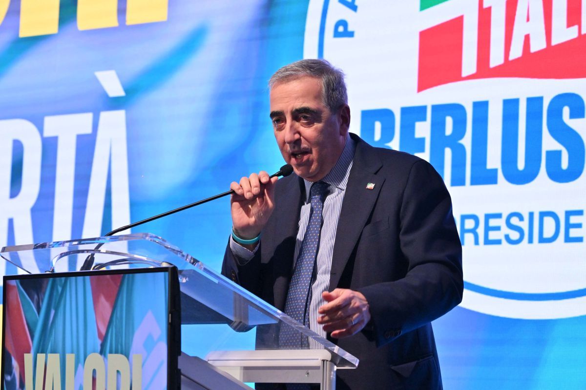 FI, Gasparri si dimette da capogruppo al Senato &ldquo;Mia decisione autonoma&rdquo;