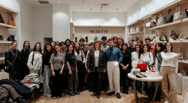Dalle passerelle alle competenze, la nuova sfida della moda in Romania