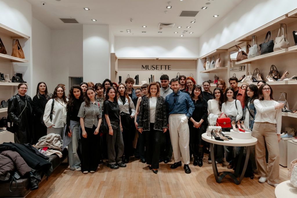 Dalle passerelle alle competenze, la nuova sfida della moda in Romania