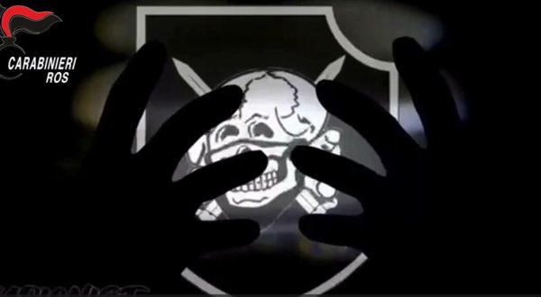 Arrestato 17enne per propaganda e istigazione discriminazione razziale