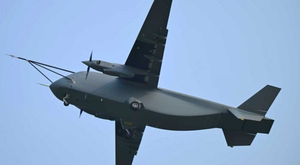 Cina, volo inaugurale per il drone Changying-8 per il trasporto merci