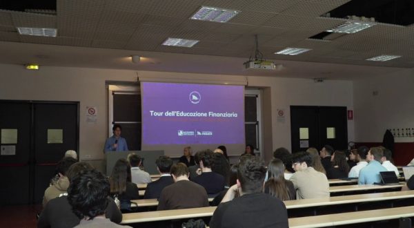 Al via tour di educazione finanziaria dedicato a previdenza e giovani