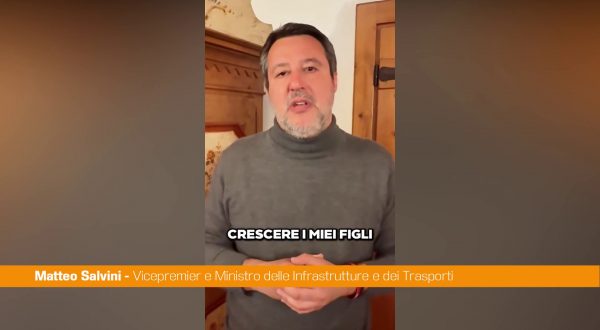 Famiglia nel bosco, Salvini "Andr&ograve; a trovarli, disgustato da questa vicenda"