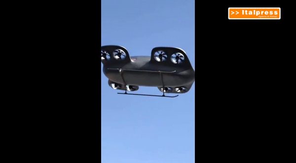 In Cina presentato un velivolo elettrico a decollo verticale da 1,2 tonnellate