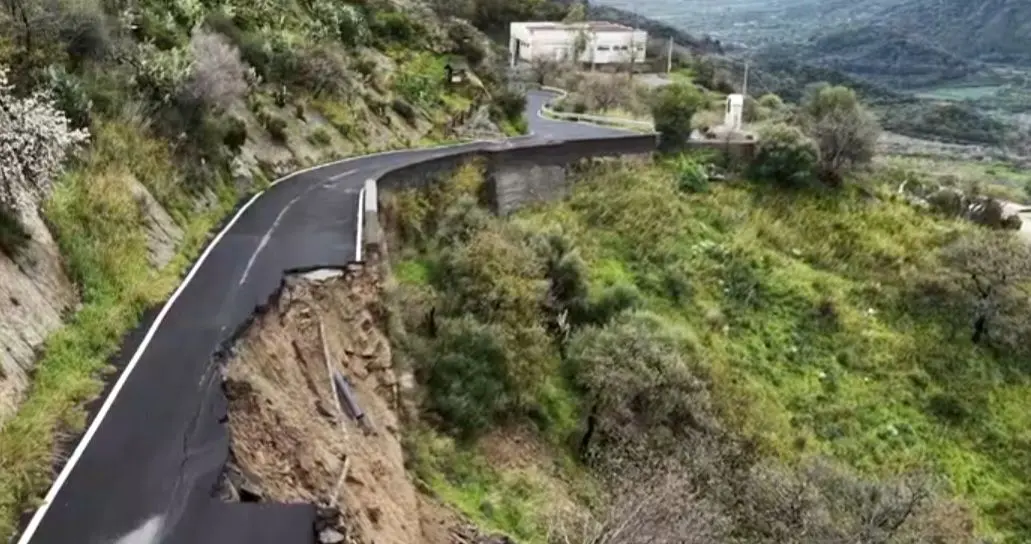 Danni nel Messinese per il maltempo, disagi alla viabilit&agrave;