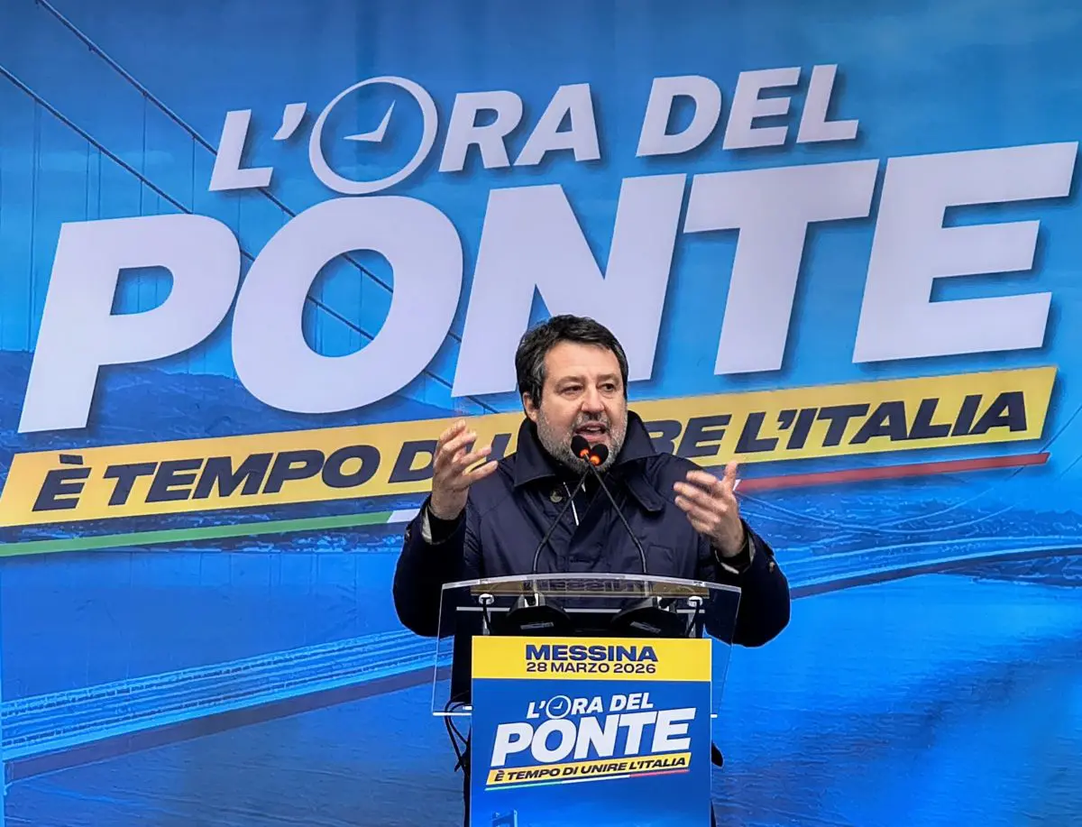 Salvini &ldquo;Il Ponte sullo Stretto &egrave; un&rsquo;opera strategica e un antidoto alla mafia&rdquo; / Video