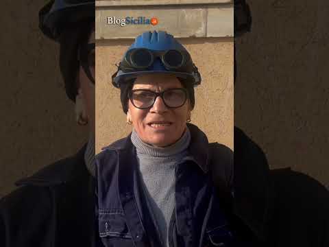 Una donna “carpentiera” ai Cantieri Navali di Palermo, è l’unica in Italia #shorts #palermo