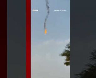 Iranian drone on fire crashes in Kuwait. #Iran #Kuwait #BBCNews