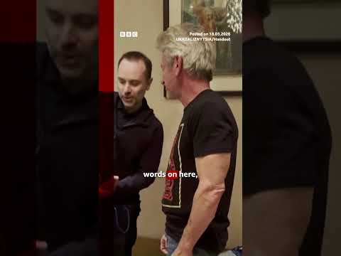 Sean Penn receives ‘Oscar’ in Ukraine after skipping ceremony. #Ukraine #Oscars #BBCNews