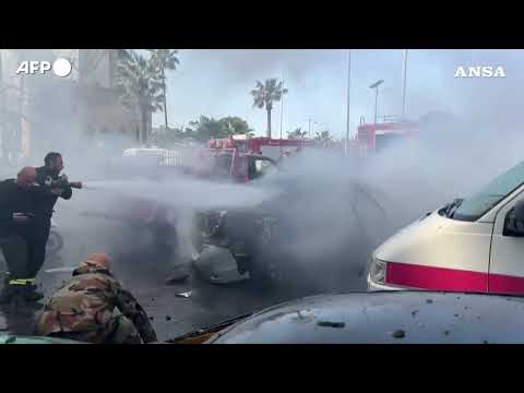 Libano, attacco dell’Idf su un’auto in pieno centro a Sidone: due morti #ansa #news