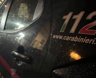 Colpo al clan di camorra Mazzarella, 16 misure cautelari per truffe informatiche