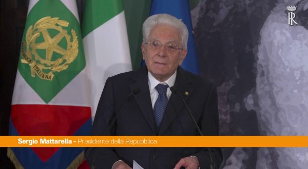 Mattarella “Abbattere gli ostacoli che limitano le potenzialità delle donne”