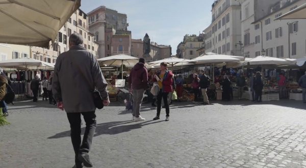 Accelera la desertificazione commerciale, dal 2012 scomparsi 156mila negozi