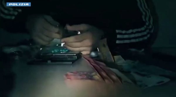 Roma, blitz della Polizia di Stato nel cuore della movida: 4 arresti