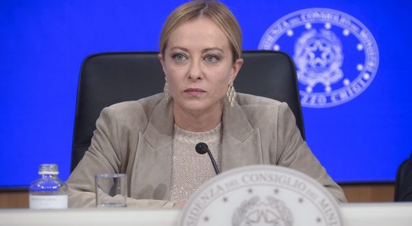 Meloni “Missione nel Golfo per solidarietà e approvvigionamenti”