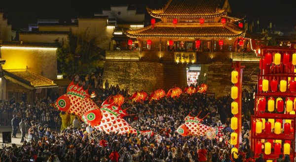 Cina, un piano per stimolare ulteriormente i consumi nel settore dei servizi