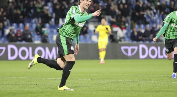 Il Sassuolo vince in rimonta, Cagliari battuto 2-1