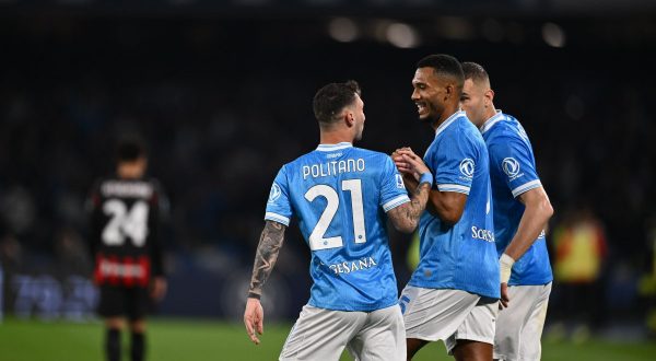 Napoli-Milan 1-0, sorpasso azzurro: decide Politano nel finale
