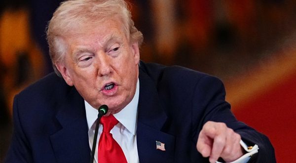 Trump “Forze USA in Iran finchè accordo rispettato, pronti a reagire”